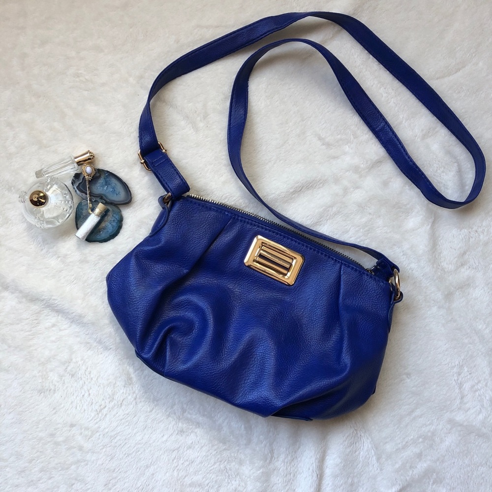 3 for $15 striking blue crossbody purse